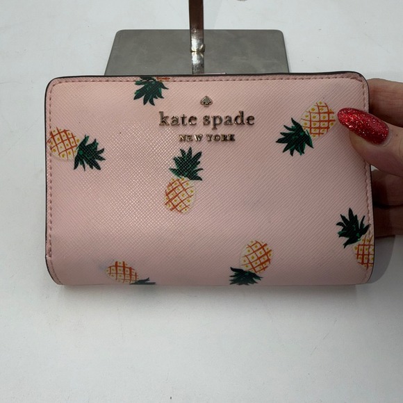 Kate Spade Pink Pineapple Print Bifold Wallet Wristlet - Picture 2 of 8